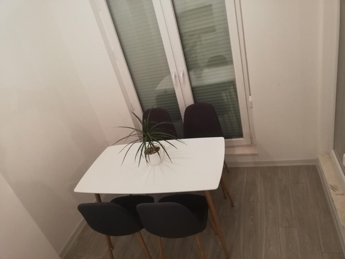 Apartment 3 Priştine Dış mekan fotoğraf